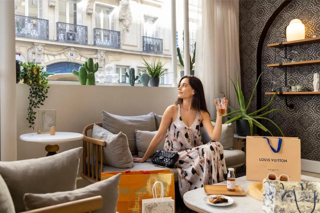 Madeleine Haussmann Hotel