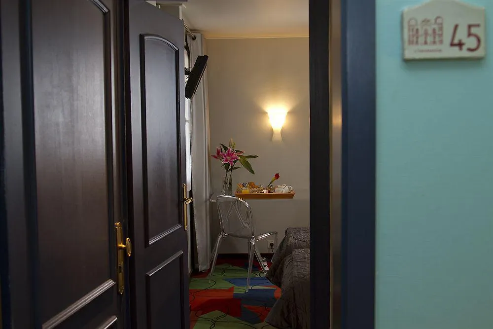 Madeleine Haussmann Hotell